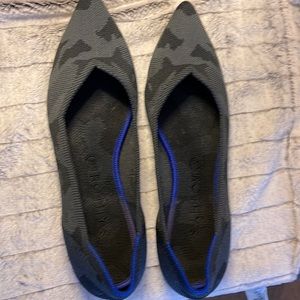 Rothys Gray camo size 10